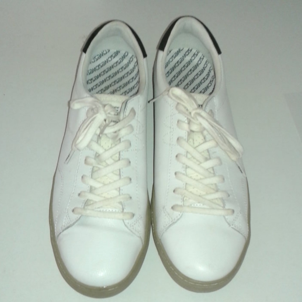 Wezc OCPO2 OFF COURT PRO sneakers